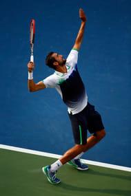 Marin Cilic serving