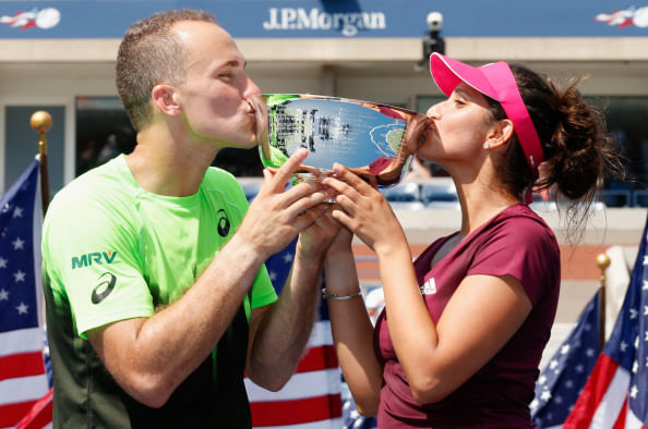 Prime Minister Narendra Modi congratulates Sania Mirza