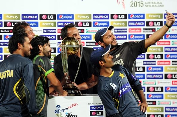 Shahid Afridi urges team-mates to rally for World Cup