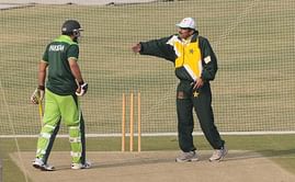 Javed Miandad: Shahid Afridi shouldn't take captaincy for granted