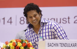 Sachin Tendulkar auctions his bat, tie and t-shirt for orphan children in Pune