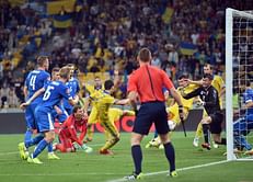 Ukraine goalkeeper scores 93rd minute equaliser; ruled out for fouling opposition keeper