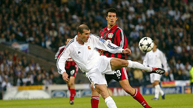 15 iconic goals by legendary players