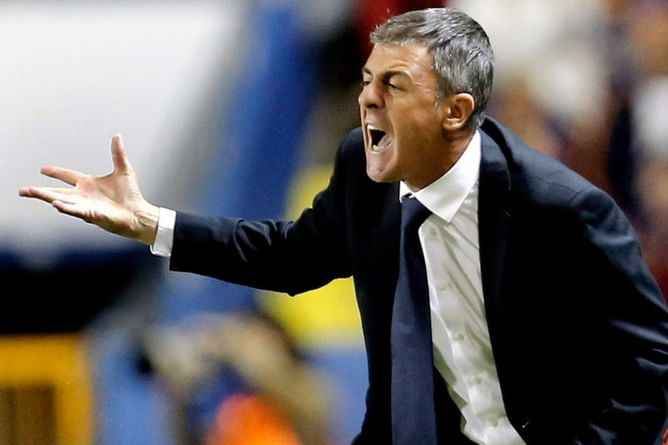 Levante name Alcaraz as new coach