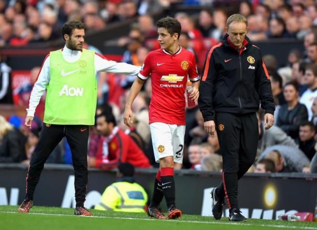 Did contact with the referee aggravate Ander Herrera's injury?