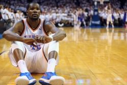 Kevin Durant has successful surgery on broken foot