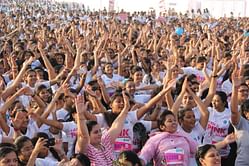 Inaugural edition of ‘SBI Pinkathon 2014 Amdavad’ flagged off on October 12