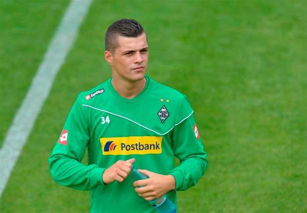 Borussia Monchengladbach's Granit Xhaka sidelined with ankle injury
