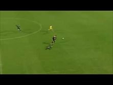 Video: Slovenian goalkeeper Vjekoslav Andri tries to replicate Manuel Neuer