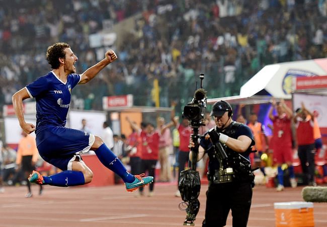 Attendance Figures - Football fans throng to stadiums to boost ISL