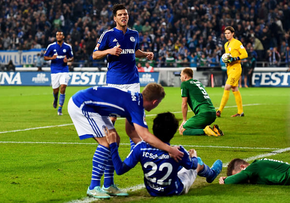 Bundesliga: Schalke beat Augsburg 1-0 to move to top half of table