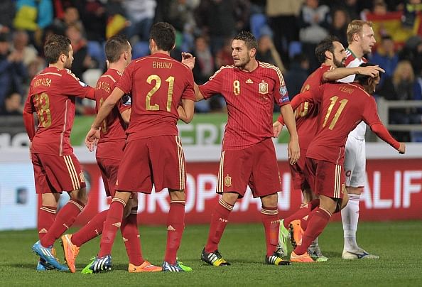 Euro 2016 qualifiers: Spain 3-0 Belarus - Wondergoal from Isco initiates emphatic win