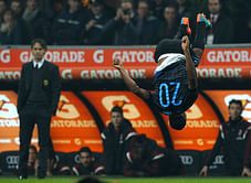 Serie A: Honours shared in Milan derby