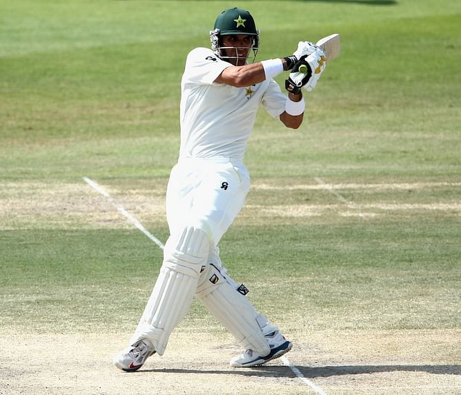 Misbah-ul-Haq equals Sir Viv Richards' world record of fastest Test hundred
