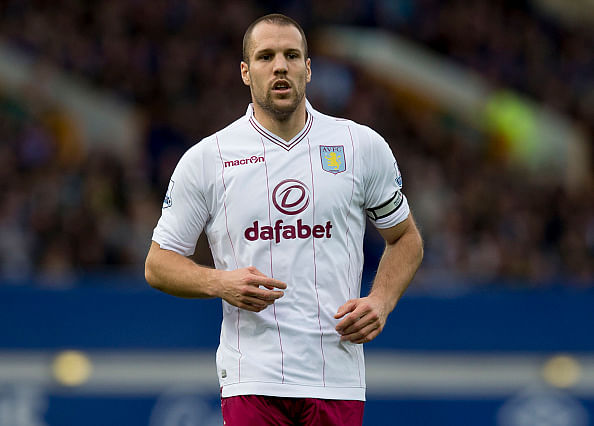 Rumour: Manchester United set to sign Dutch defender Ron Vlaar in January