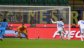 Video: Inter Milan goalkeeper Samir Handanovic saves his sixth penalty in a row