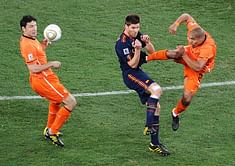 KNVB looking to introduce video referee in football