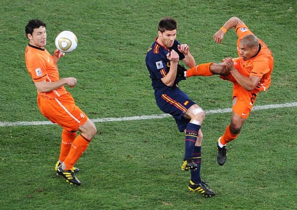 KNVB looking to introduce video referee in football