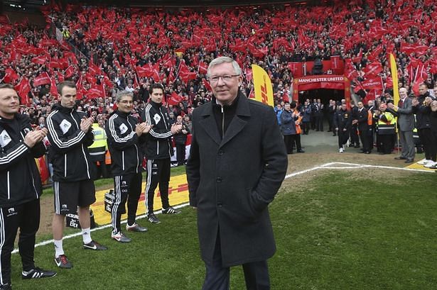 Ferguson being given the guard of honour in his farewell home game.