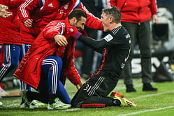 Video: Bastian Schweinsteiger scores from an exquisite free-kick against Mainz