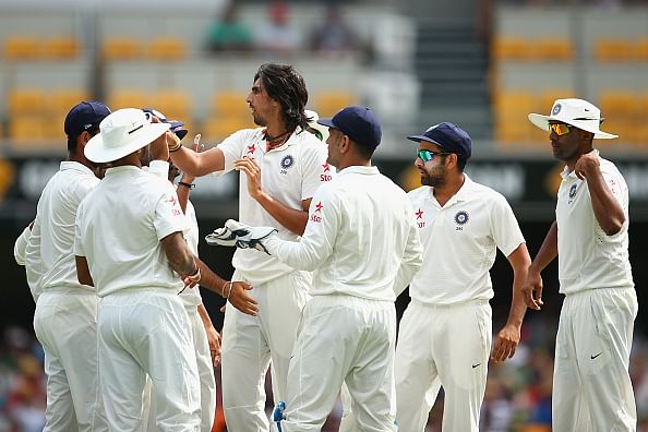 Australia v India 2014/15 - 2nd Test, Day 4, Tea: India fight back with two quick wickets but Australia still favourites