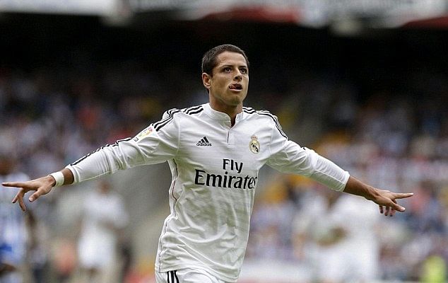 Video: Javier Hernandez sets up James Rodriguez with an amazing backheel flick assist