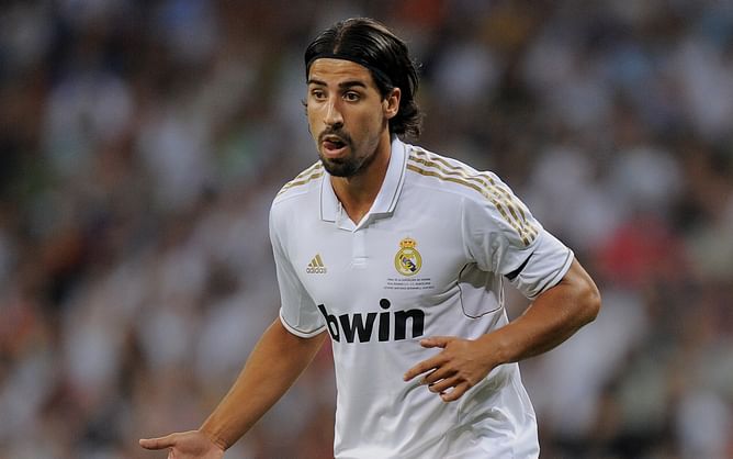4 midfielders Manchester United can sign next summer with 200 million budget