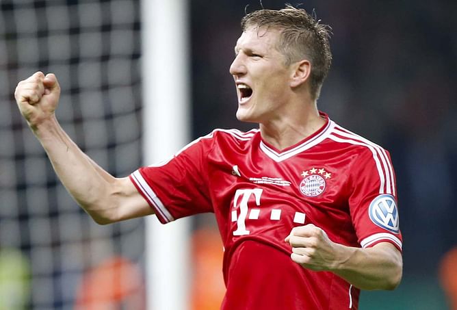 Video: Bastian Schweinsteiger plays prank on team-mate Rafinha during Augsburg match