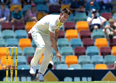 Mitchell Marsh not likely to bowl anymore at Brisbane; Hazlewood in doubt too