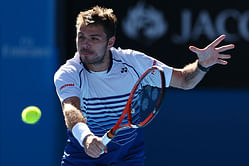 Stan Wawrinka powers into Australian Open semis