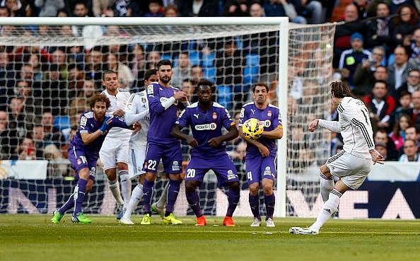 Video: Real Madrid star Gareth Bale scores exquisite free-kick against Espanyol