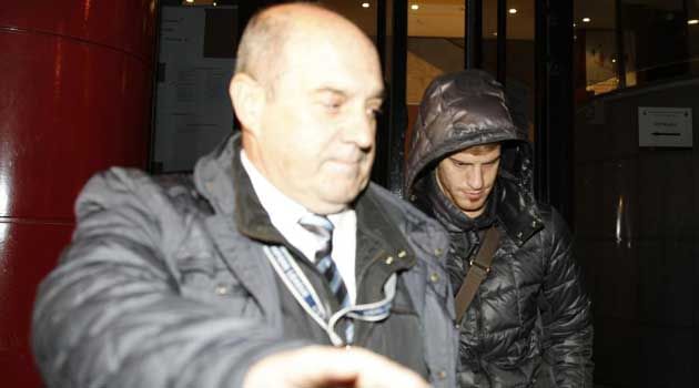 Atletico Madrid's Cristian Ansaldi arrested for slamming car door on policeman's hand