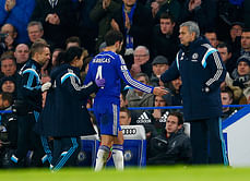 Chelsea's Fabregas doubtful for Manchester City tie with hamstring injury