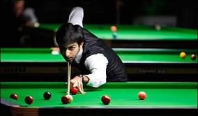Advani tops Leaderboard; Arantxa, Meenal set up summit clash