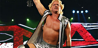 Jeff Jarrett looks back at Wrestle Kingdom 9, Ric Flair chats with NFL star, Lucha Underground clip