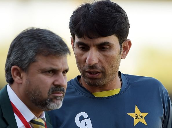 Pakistan cricketers barred from using social media and engaging in religious talk during World Cup