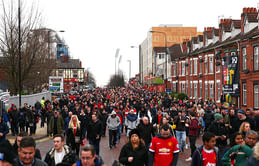 Manchester United tell fans: Buy tickets for Cambridge replay or miss Sunderland game