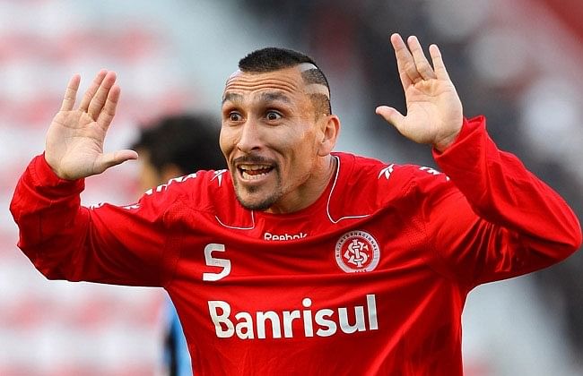 Vasco extend deal with ex-Argentine midfielder