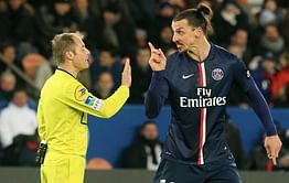 Video: Zlatan Ibrahimovic ignores the referee's call and refuses to walk up to him