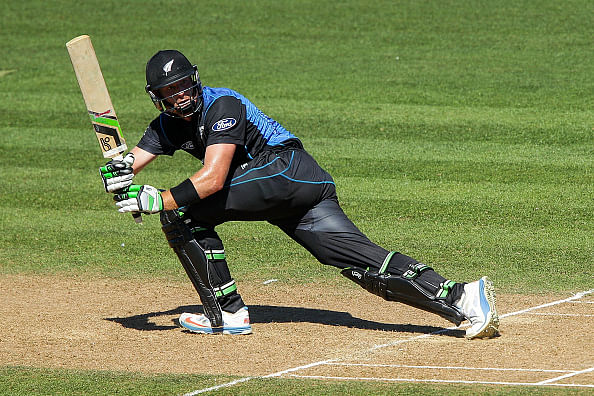 Weekend warmer: Martin Guptill icing on cake of very strong Derbyshire side