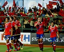 Dabang Mumbai warmly embraces grassroot hockey!