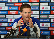Translating Media Reactions to England's Struggles