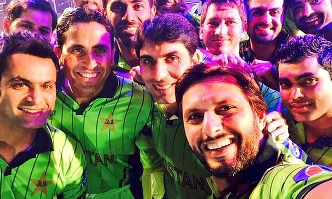 Eight Pakistan players fined for breaking ICC World Cup curfew