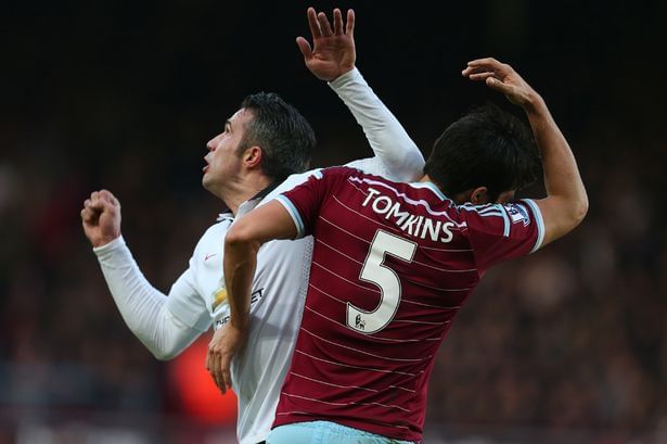 Robin van Persie's elbow was meant to hurt me, says West Ham's James Tomkins