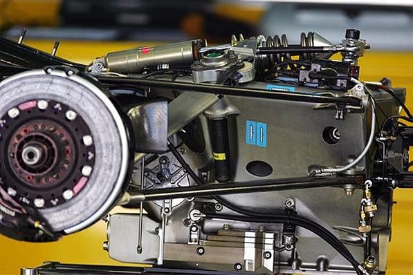 What's Inside an F1 Gearbox (& How it Works)
