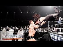 Video: Daredevil dives outside the ring - WWE Fury