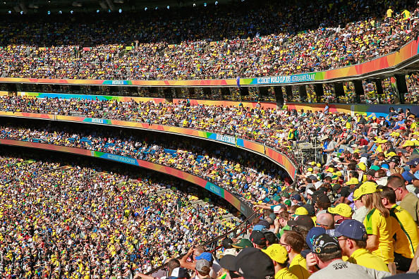 Jubilant Melbourne crowd toasts Australian cricket heroes