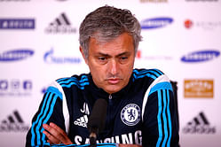 Video: Unhappy Mourinho refuses to talk to journalists about Champions League in his press conference