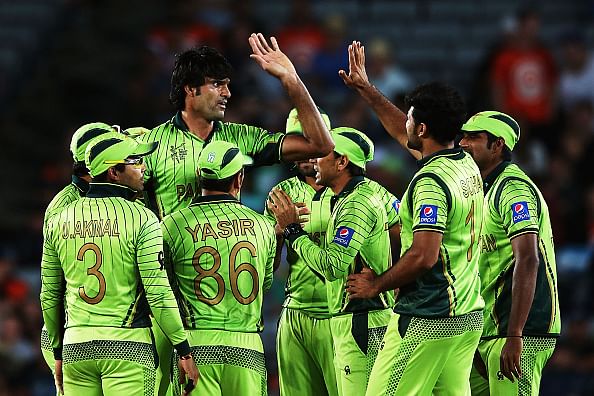 ICC Cricket World Cup 2015: Bowlers help Pakistan seal a 29-run victory against South Africa