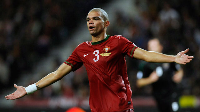 10 footballers who changed their nationality and played international ...